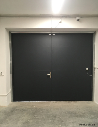 Speciální dveře - vrata VIPAX 06